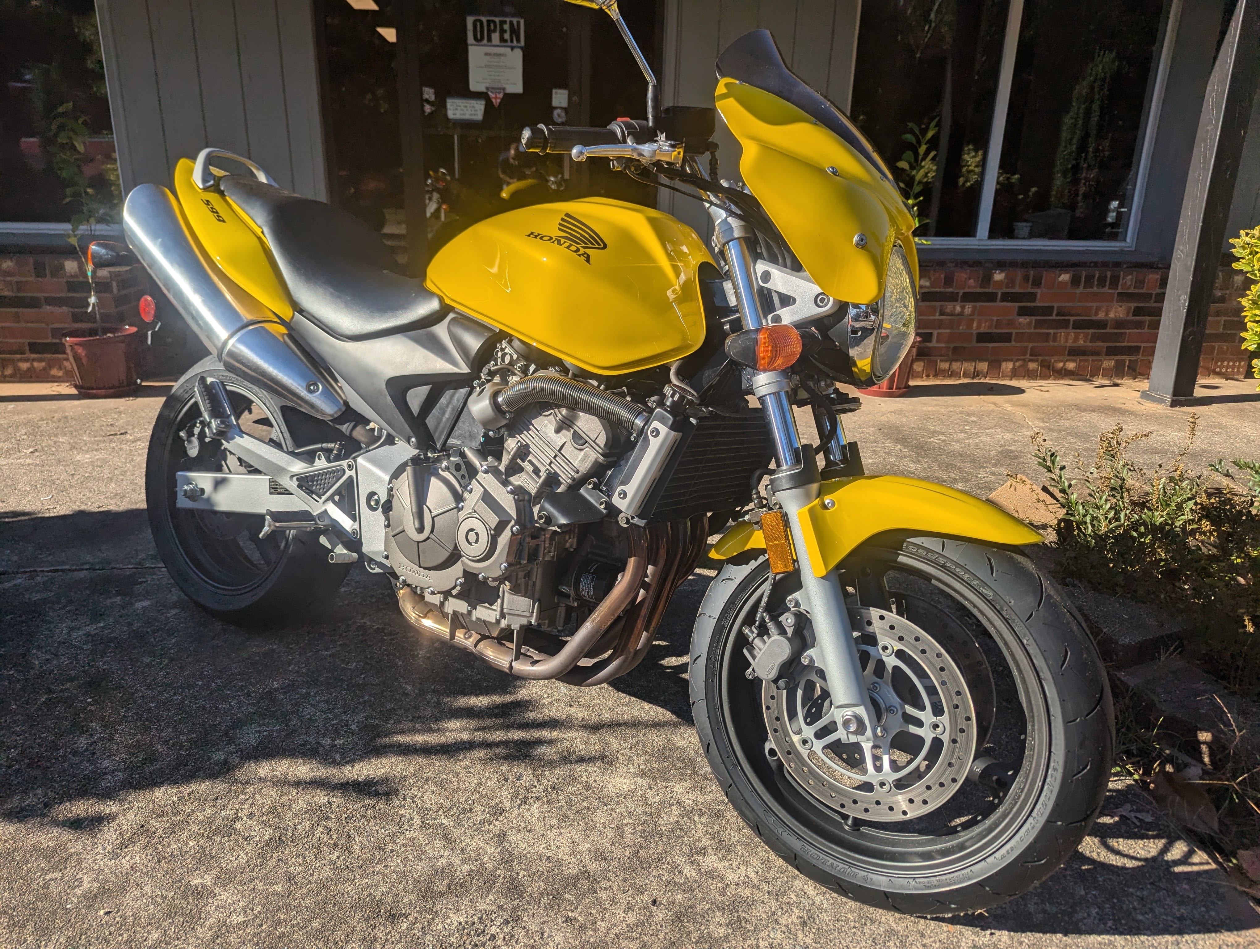 PXL_20251017_203310024