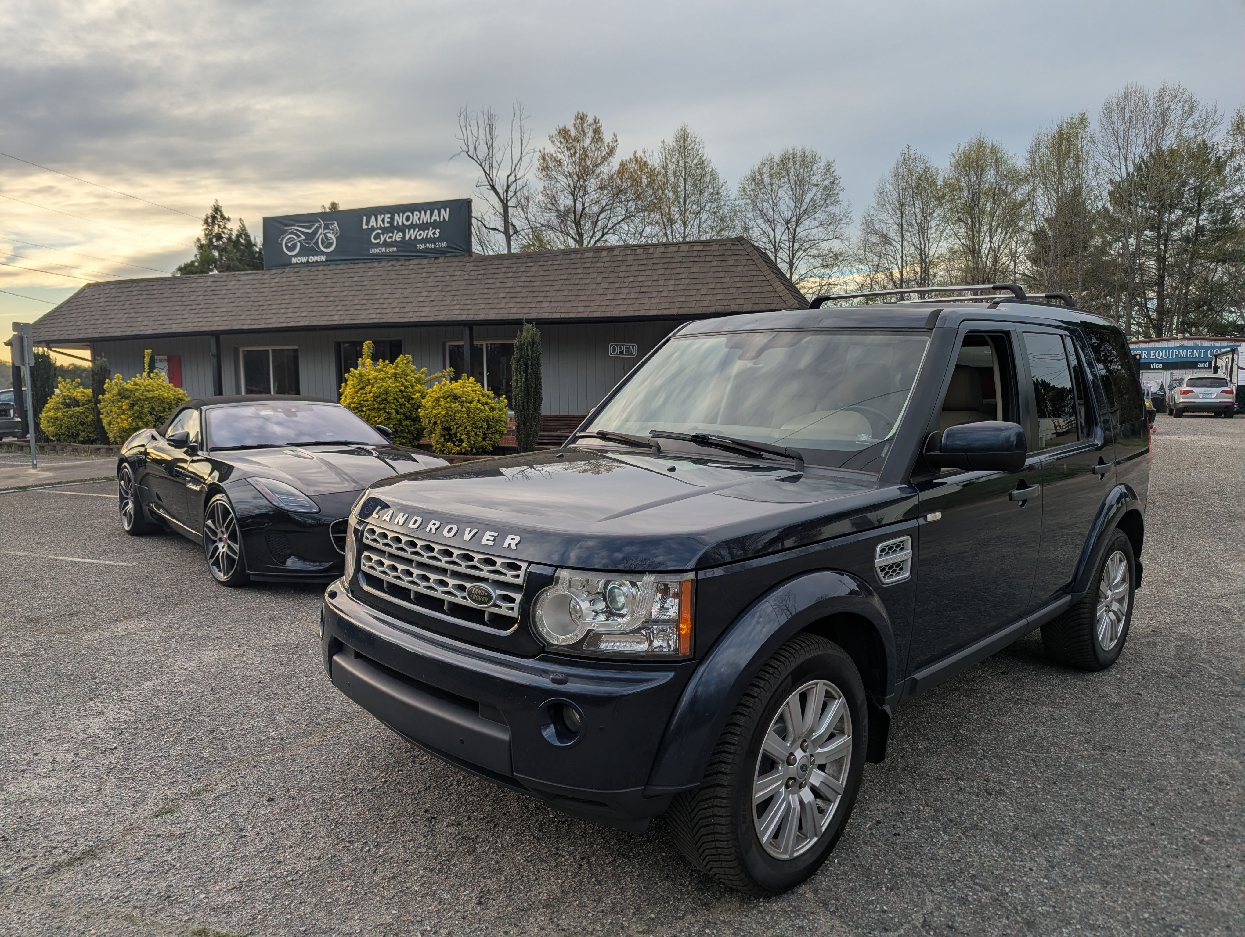 2012 Land Rover LR4 Base